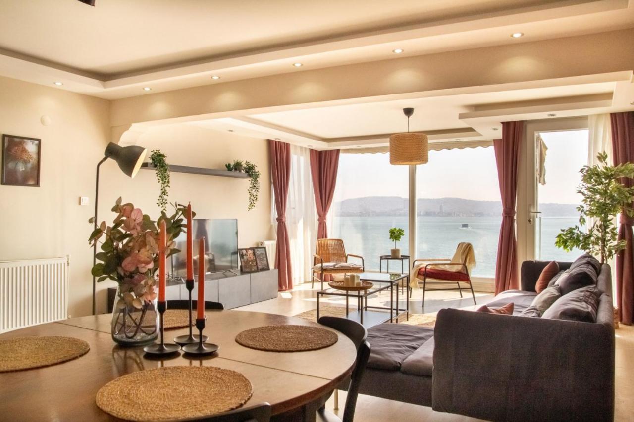 Appartement Exceptional Flat With Gorgeous Sea View In İzmir Extérieur photo