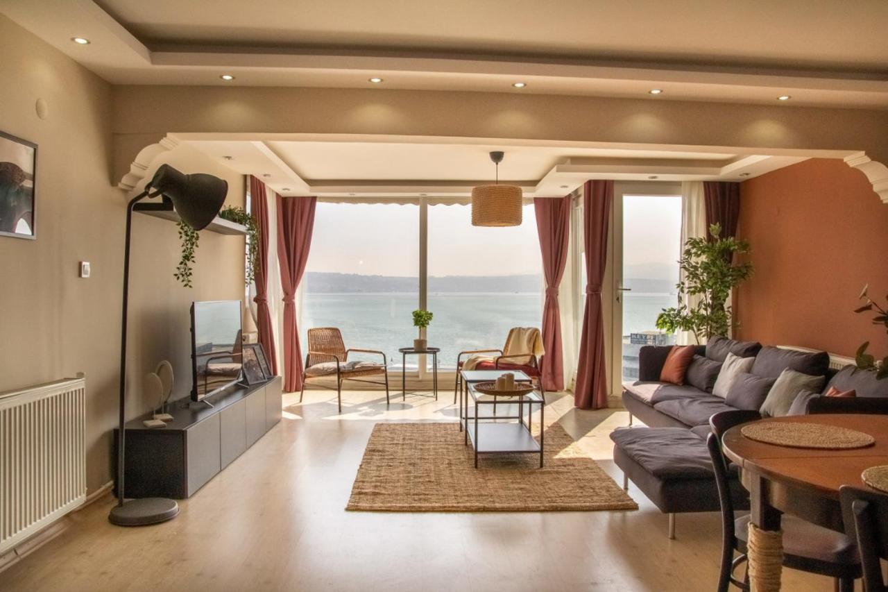 Appartement Exceptional Flat With Gorgeous Sea View In İzmir Extérieur photo