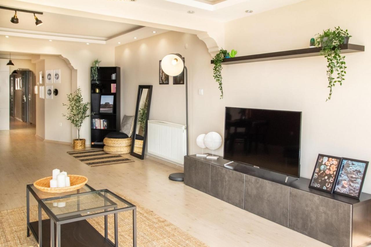 Appartement Exceptional Flat With Gorgeous Sea View In İzmir Extérieur photo